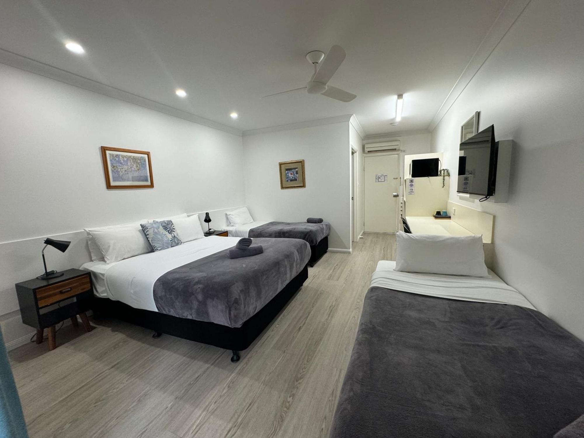Mareeba Motor Inn Extérieur photo