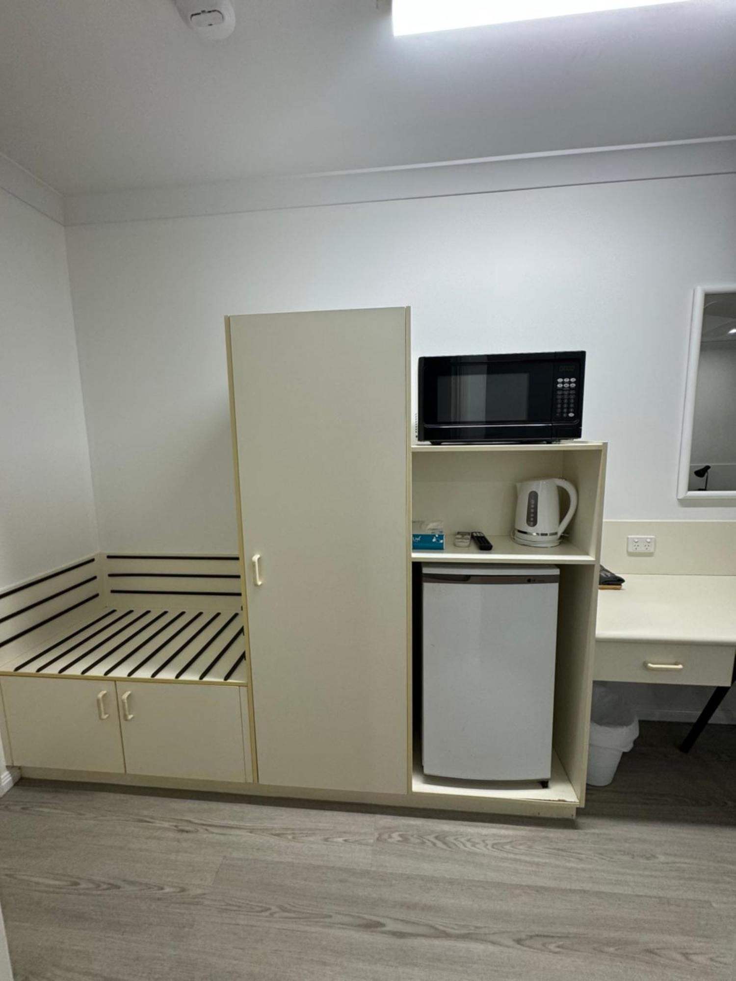 Mareeba Motor Inn Extérieur photo